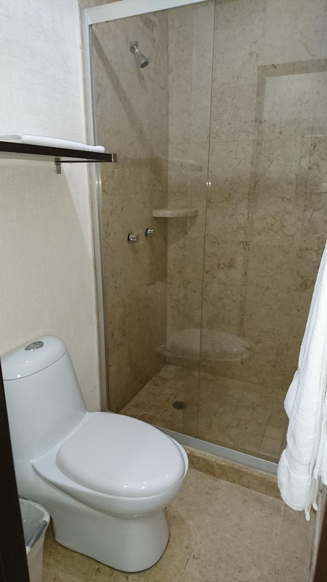 Homesuites Zaragoza Culiacán Eksteriør bilde
