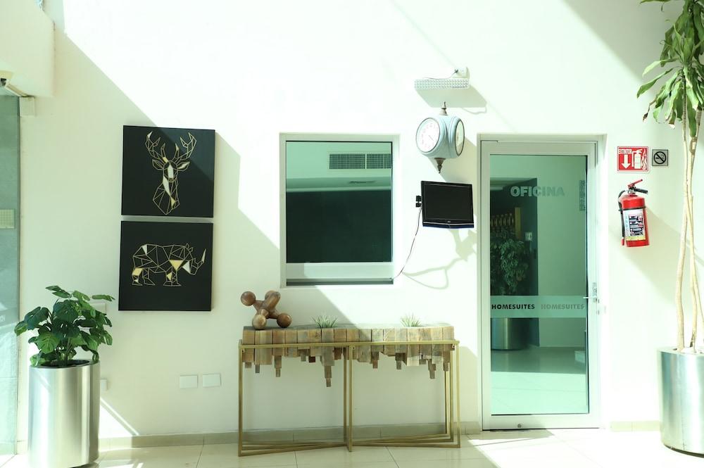 Homesuites Zaragoza Culiacán Eksteriør bilde