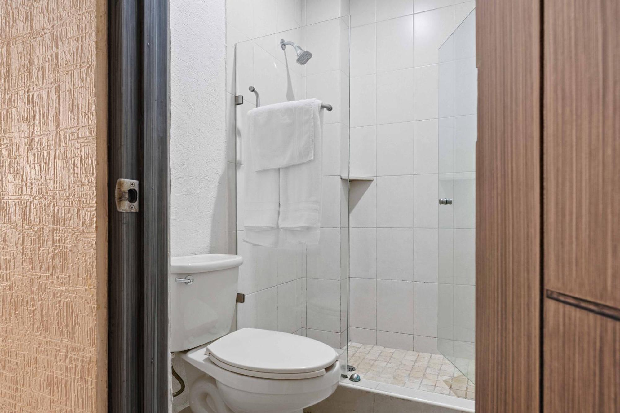 Homesuites Zaragoza Culiacán Eksteriør bilde
