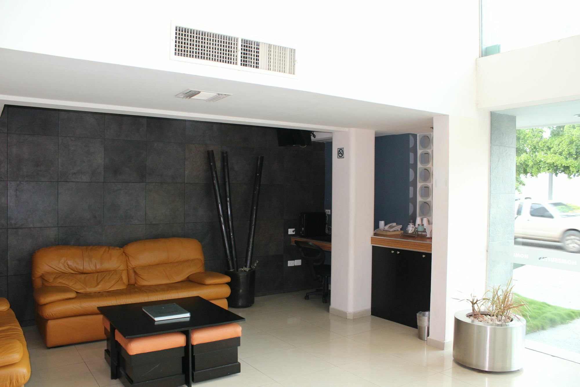 Homesuites Zaragoza Culiacán Eksteriør bilde